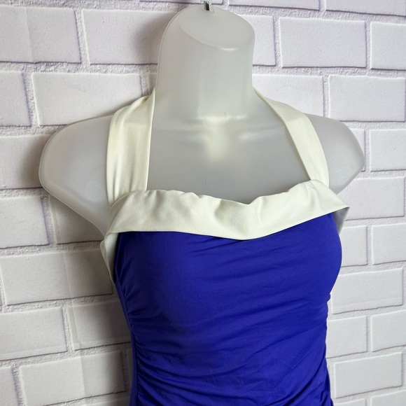 Lauren Ralph Lauren One-Piece Swimsuit Blue & White
Size 10 Tummy Control - Picture 3 of 10